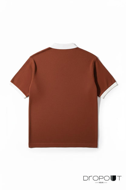 "Warm brown V-neck polo sweater – knitted design for effortless style"